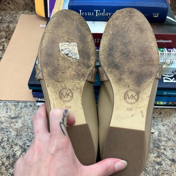 Michael Kors Tan flats - Picture 10 of 10